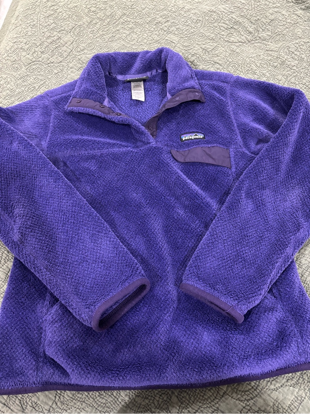 Patagonia Women’s Purple Fleece Snap-T Pullover